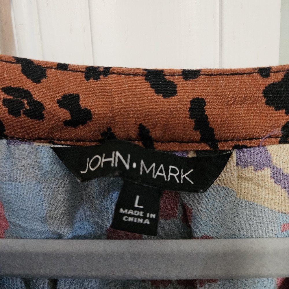 John Mark Woman’s Oversized Small Top, Mix print with colorful embroidery - Picture 4 of 8